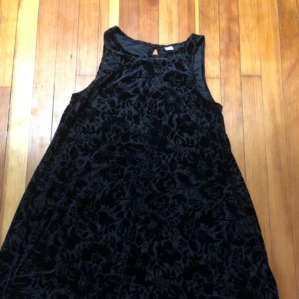 Black Velvet Old Navy medium dress